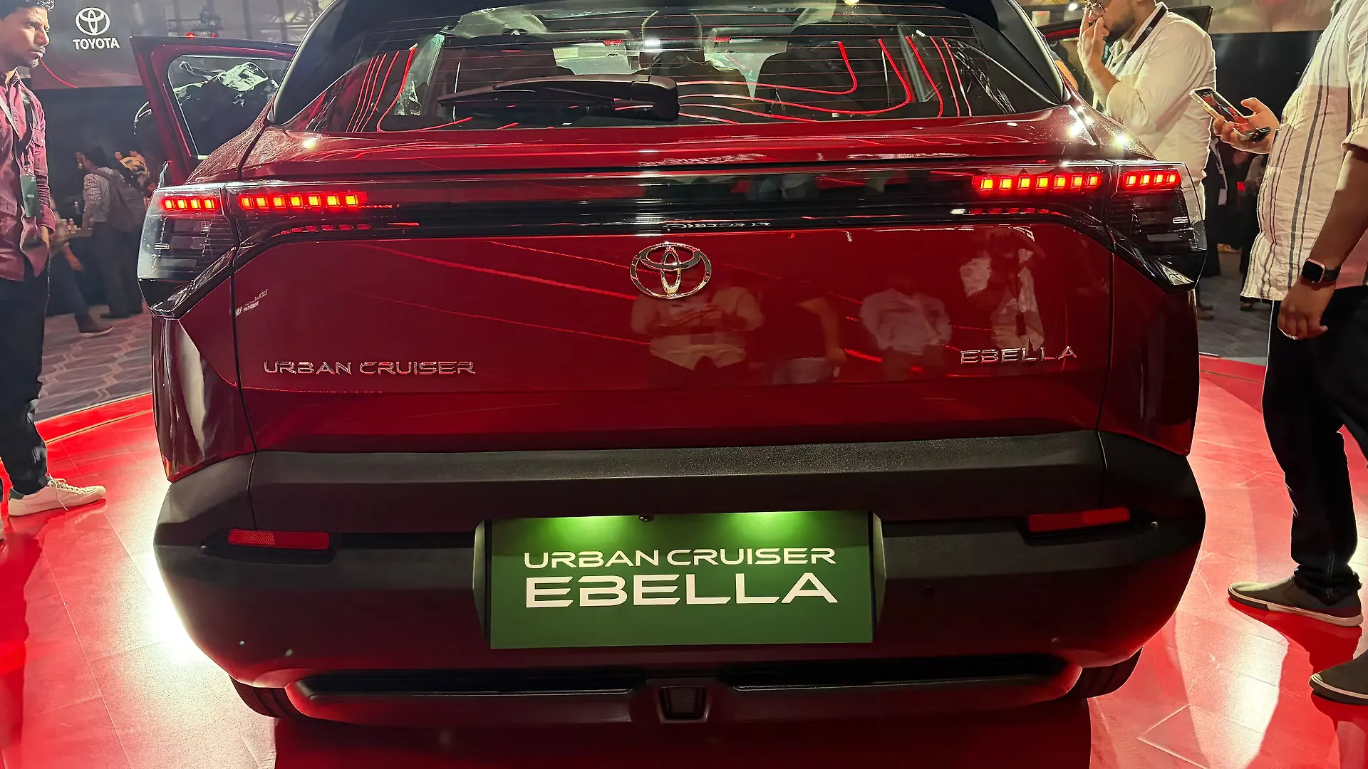 Toyota Urban Cruiser EBELLA